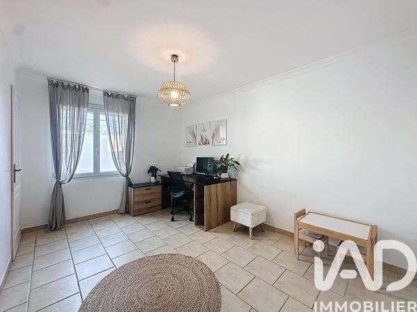 Maison à vendre 6 pièces 206 m² Bellegarde