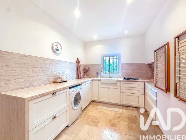 Maison à vendre 6 pièces 206 m² Bellegarde