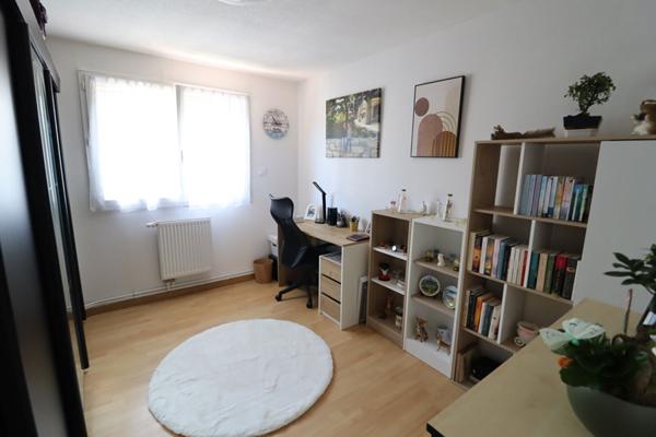 À vendre, Maison familiale 5 pièces avec studio attenant, piscine, jardin -OSTWALD