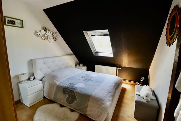 À vendre, Maison familiale 5 pièces avec studio attenant, piscine, jardin -OSTWALD