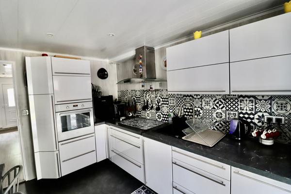 À vendre, Maison familiale 5 pièces avec studio attenant, piscine, jardin -OSTWALD