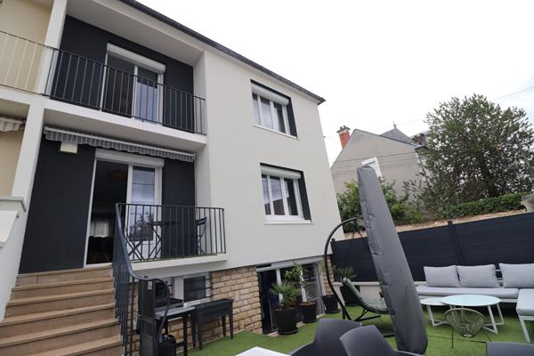 Coup de coeur à Nevers, Quartier Victor Hugo, 4 chambres, rénovée, jardin cosy, climatisation, 2h30 PARIS, commerces à pied