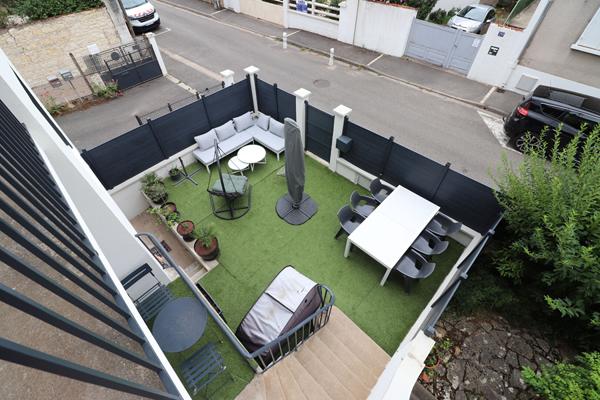 Coup de coeur à Nevers, Quartier Victor Hugo, 4 chambres, rénovée, jardin cosy, climatisation, 2h30 PARIS, commerces à pied