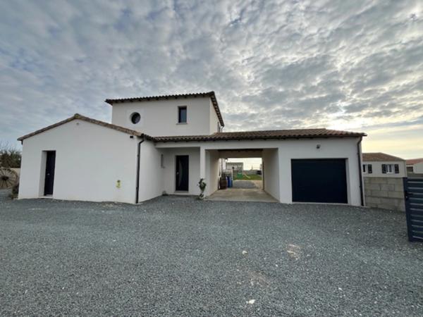 Maison 4 chambres, garage, jardin clos