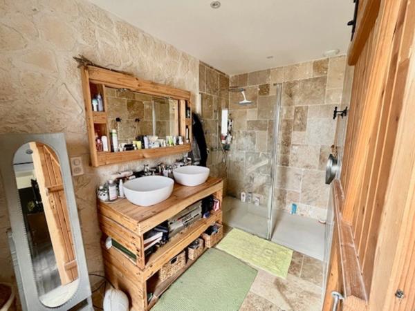 Maison 4 chambres, garage, jardin clos