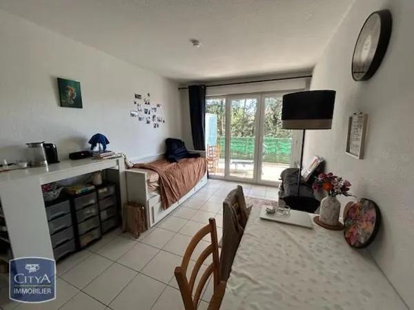 Appartement à louer 1 pièce 25m² Aix-en-Provence (13090)