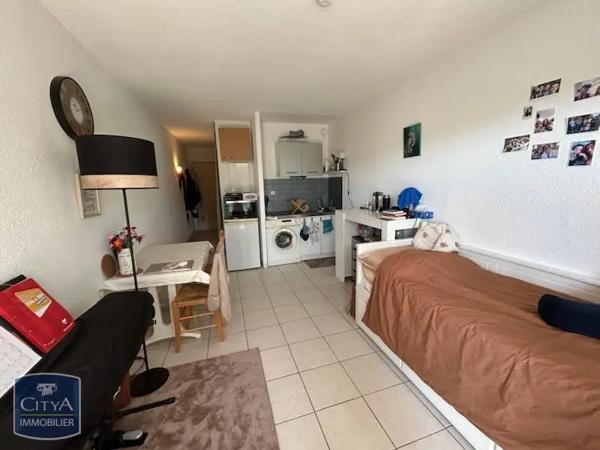 Appartement à louer 1 pièce 25m² Aix-en-Provence (13090)