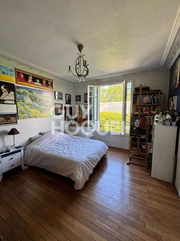 Maison d'exception à Livry-Gargan - Charme des Années 20 et Confort Moderne