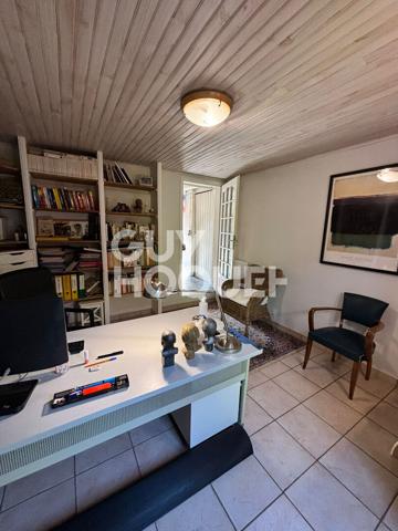 Maison d'exception à Livry-Gargan - Charme des Années 20 et Confort Moderne