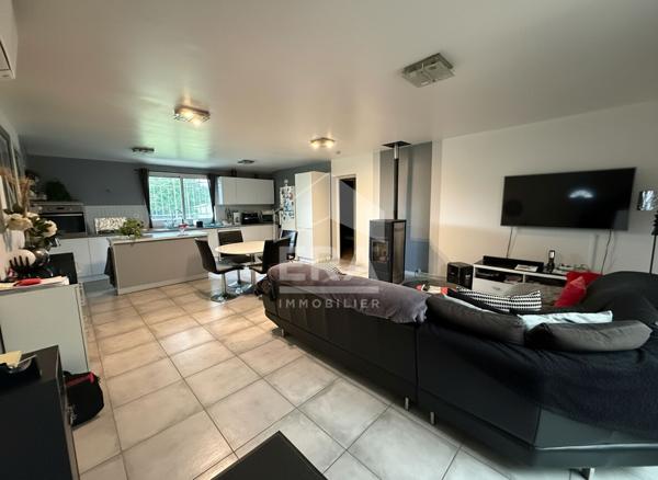 Maison 5 pièces de plain pied à vendre à Thuir