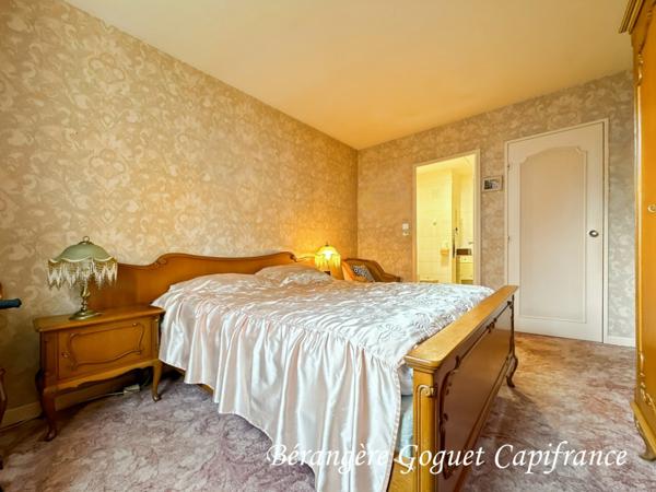 Maison à vendre 8 pièces SAINT SATURNIN (72)