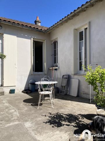 Location Maison de ville - 4 pièces - 70m² - Joli jardin - COGNAC