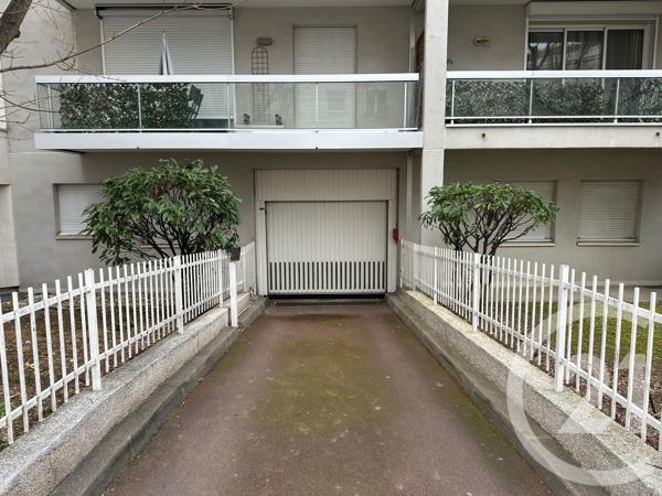 Parking à vendre  10 m 2   PARIS  - 75018