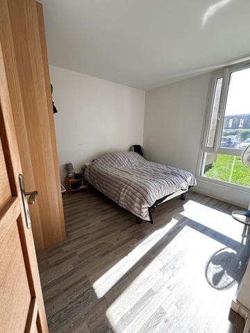 Bois-d'Arcy (78390) Appartement 78m² 3 chambres - Bois d'Arcy quartier La Croix Blanche - secteur calme - 2 caves + parking