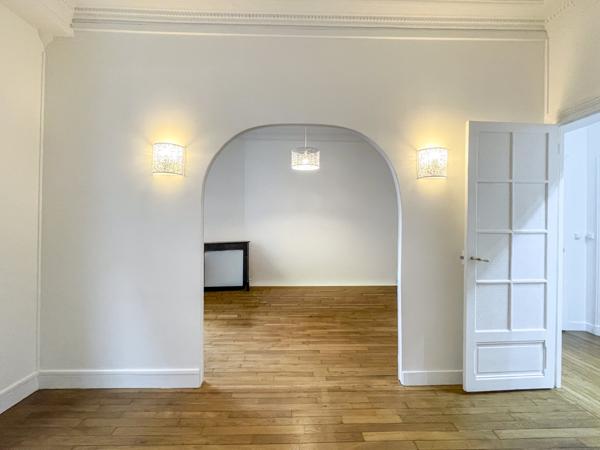 Issy-les-Moulineaux (92130) Appartement T3 en souplex