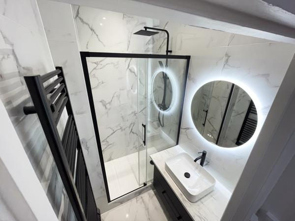 Issy-les-Moulineaux (92130) Appartement T3 en souplex
