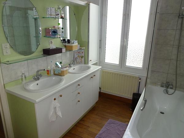 Maison à louer à Fougères en Ille-et-Vilaine (35300), ref : 036/808   
Bonabry