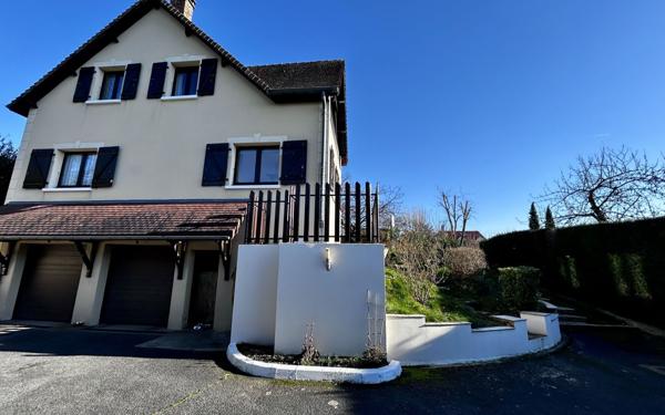 Maison à vendre    6 pièces •  Verrières-le-Buisson