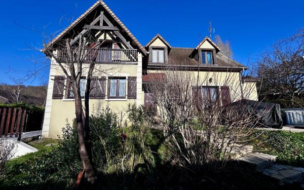 Maison à vendre    6 pièces •  Verrières-le-Buisson