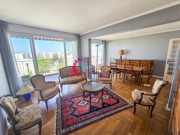 Appartement 6 P de 115 m² avec cave, garage et parking privatif