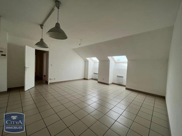 Appartement à louer 4 pièces 77.24m² Chauny (02300)