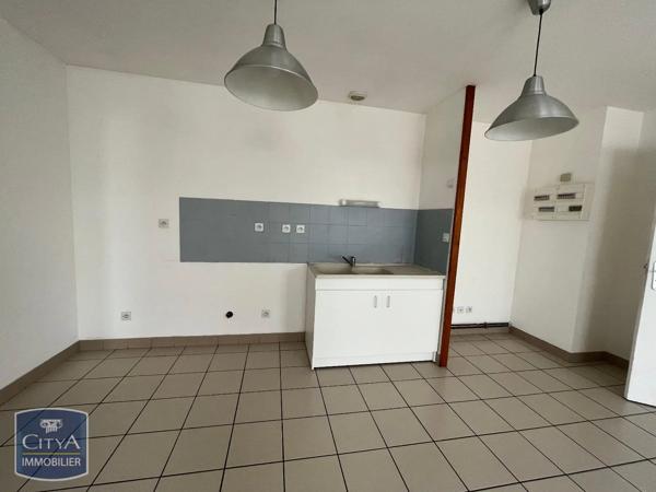 Appartement à louer 4 pièces 77.24m² Chauny (02300)