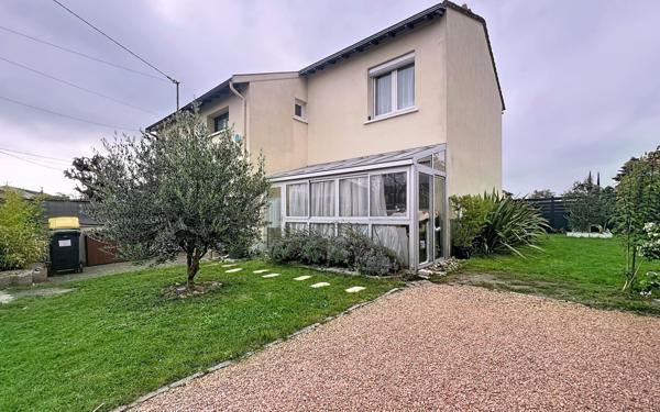 Maison à vendre    4 pièces •  Riom