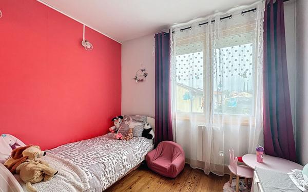 Maison à vendre    4 pièces •  Riom