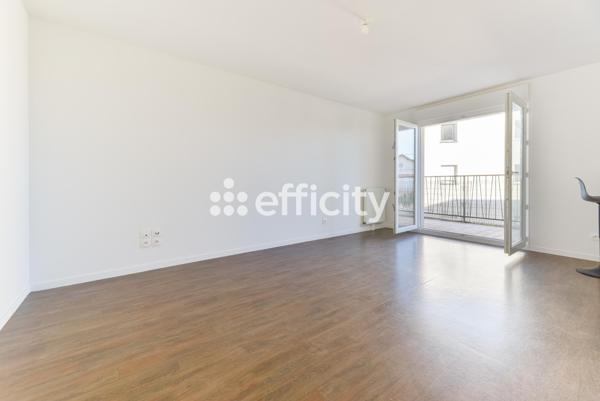 Appartement
         3 pièces
        - 63 m² Exclusivité 169 000 € *