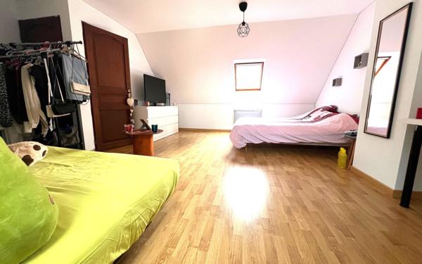 Maison à vendre    6 pièces • 143 m2 Canaples