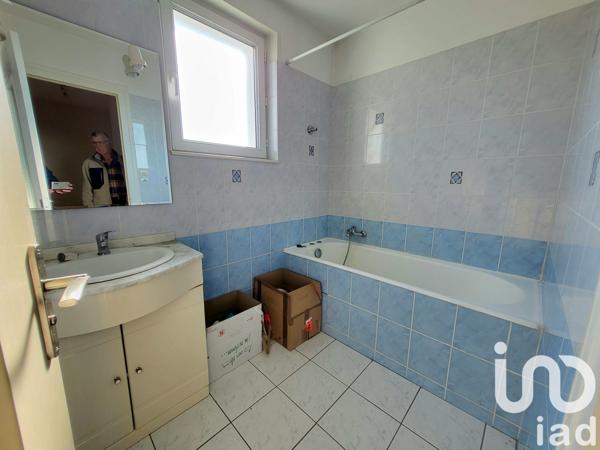 Maison 4 pièces de 66 m² à Châtellerault (86100)