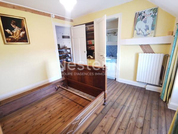 DEMEURE DE PRESTIGE - TERGNIER - 12 PIECES - 6 CHAMBRES - ENSEMBLE DE 350 m2 - TERRAIN 2492 M² - PROXIMITE GARE