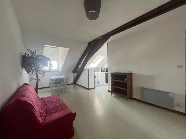Location                                                      Appartement
                        
                     2 pièces                      35 m2                     à Nevers
