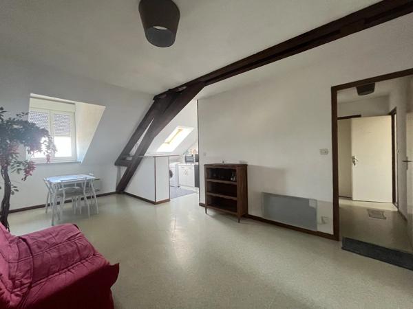Location                                                      Appartement
                        
                     2 pièces                      35 m2                     à Nevers