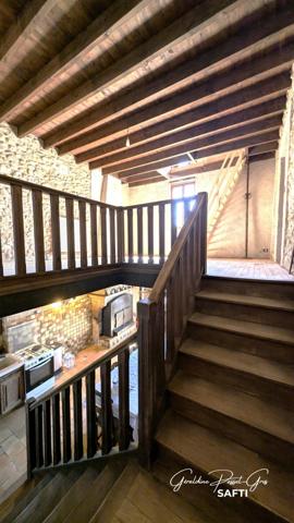 Fort potentiel pour cette maison en pierres