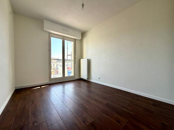 Appartement 3 pièce(s) 2 chambre(s) 65.14 m²