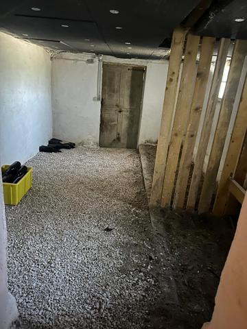 Faucon (84110) Propriété avec chambre d'hôte, gite et piscine dans environnement préservé sur 10 hectares environ.