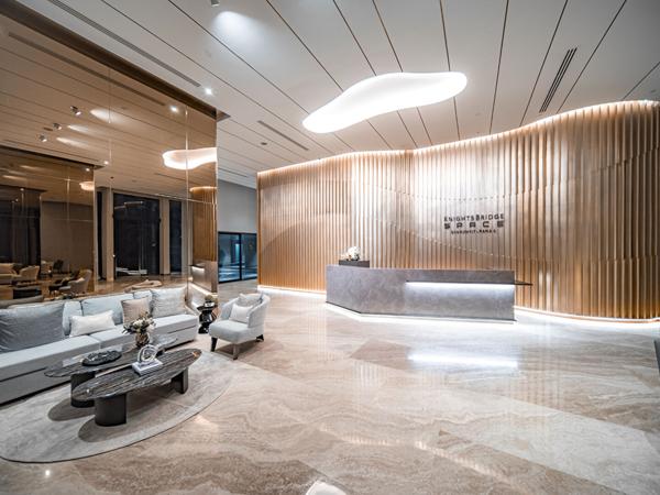 Knightsbridge Space Rama 4 Condominiums loft design à 180 m du MRT Khlong Toei