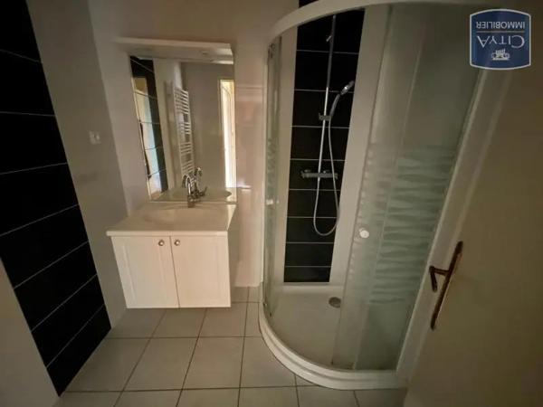 Appartement à louer 2 pièces 63.03m² Bourg-en-Bresse (01000)