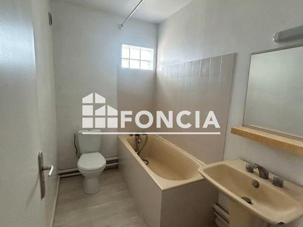 Location Appartement 2 pièces 38 m² - 15 RUE DU DESERT Limoges 87000