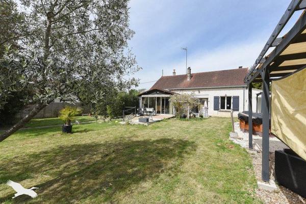 Maison à vendre 241 960 € Chambon-sur-Cisse 5 p 123 m² DPE D