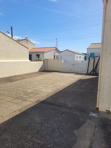 A LOUER Maison 2 CHAMBRES PROCHE CENTRE VILLE LES SABLES