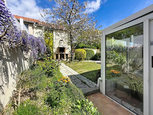Maison 5 pièces 3 chambres à Saint Herblain - Quartier Preux, garage.