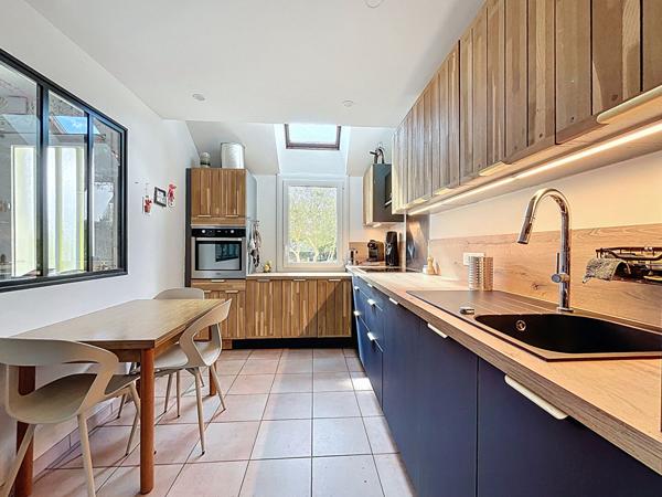 Maison 5 pièces 3 chambres à Saint Herblain - Quartier Preux, garage.