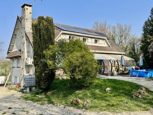 Maison 7 pièces sur 5000 m2 de terrain