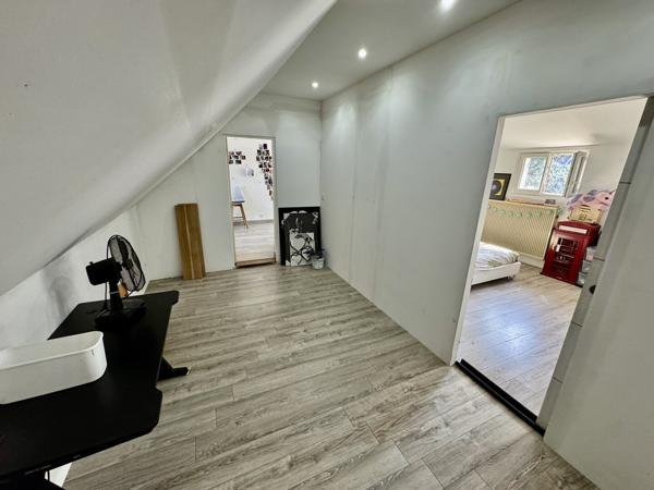 Maison 7 pièces sur 5000 m2 de terrain