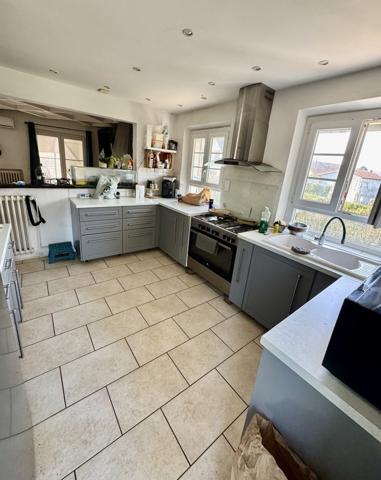 Maison 7 pièces sur 5000 m2 de terrain