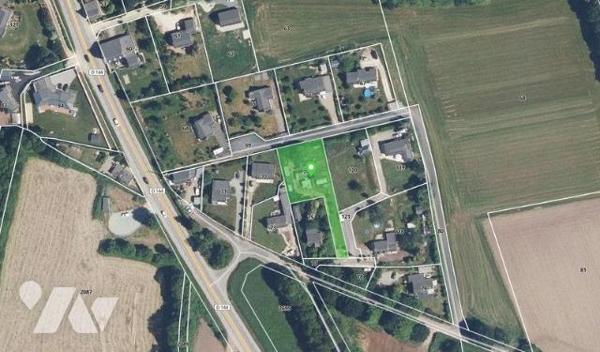 Entre Combrit et la voie expresse  Terrain (B828)