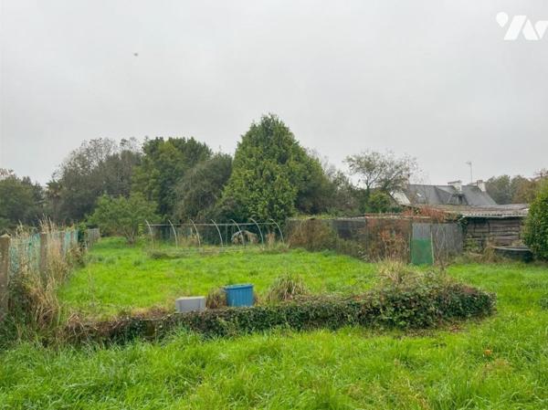 Entre Combrit et la voie expresse  Terrain (B828)