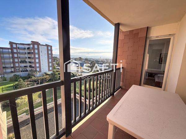 Apparemment 2 pièces avec place de parking et cave